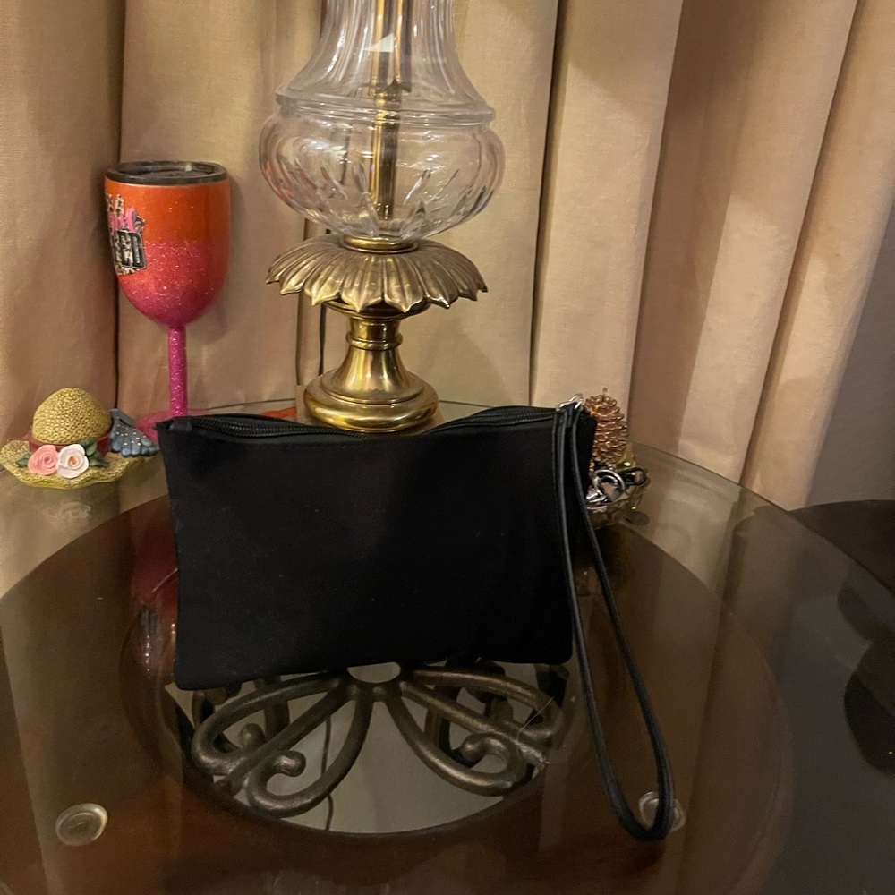 Victoria's Secret please check all picture of condition - Picture 6 of 17
